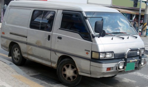Hyundai_van